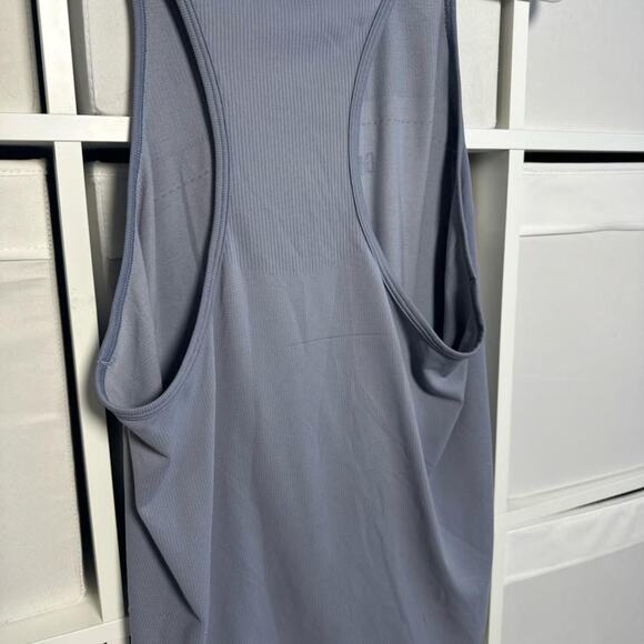 Gymshark Breeze Loose Seamless Tank Top - Picture 5 of 5